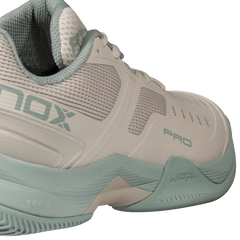 Zapato de Padel Nox AT10 Pro Beige/Azul Claro