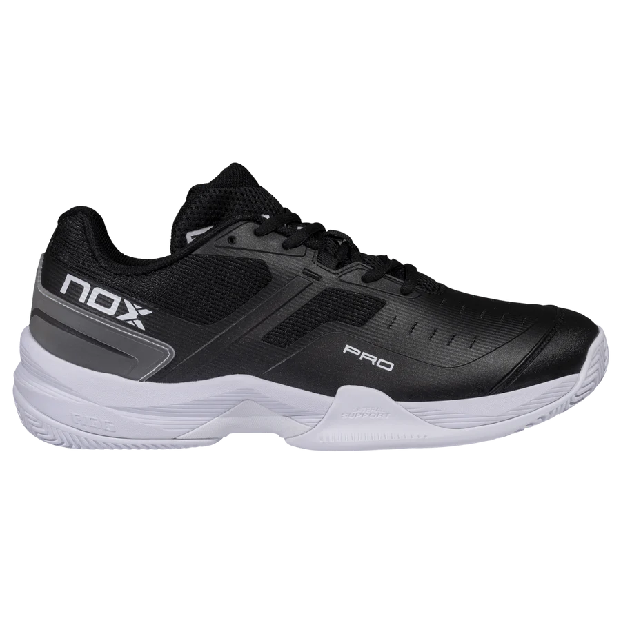 Zapato de Padel Nox AT10 Pro Negro/Blanco