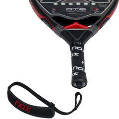 Pala Nox AT10 Genius 18k Agustín Tapia 2023